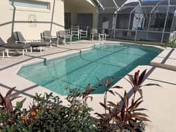 Ideal location on a golf complex (343830)