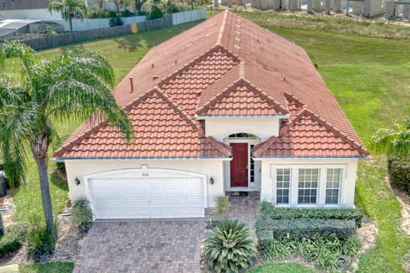 Gorgeous 5 bed with south facing pool (350187)