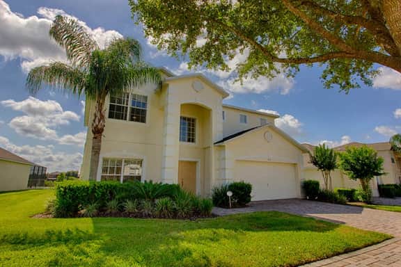 Beautiful 4 bed with conservation views (329653)